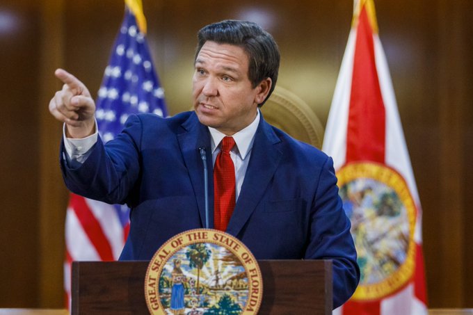 cryptosnewsx's tweet photo. NEW:  Presidential Candidate Ron DeSantis: The only reason bureaucrats in DC don't like #Bitcoin is that they can't control it. As President we'll protect your right to use #Bitcoin" https://t.co/Zn9yNL3CDo
