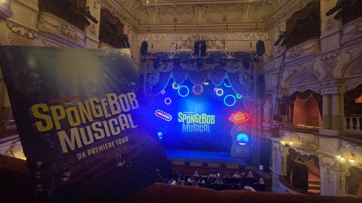 At <a href="/SheffieldLyceum/">SheffieldLyceum</a> ready to be a big kid and watch <a href="/SpongeBob/">SpongeBob</a>  musical!!! #music #spongebob #theatre #musical #bigkid