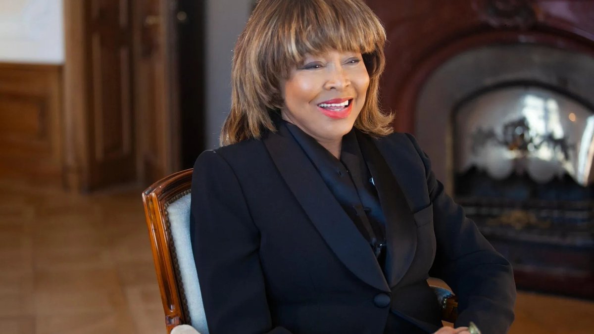 We've lost a legend , a music icon that truly made a difference for other up & coming artists. More than 60 years, 180 million albums sold, Rock & Roll Hall of Fame (Twice). She paved the way for so many #TinaTurnerRIP #TinaTurner #tinaturnertribute #MEMPHIS #Heartofindieradio