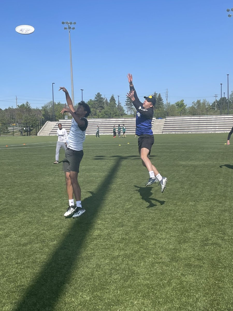 MsRosarJOA tweet media