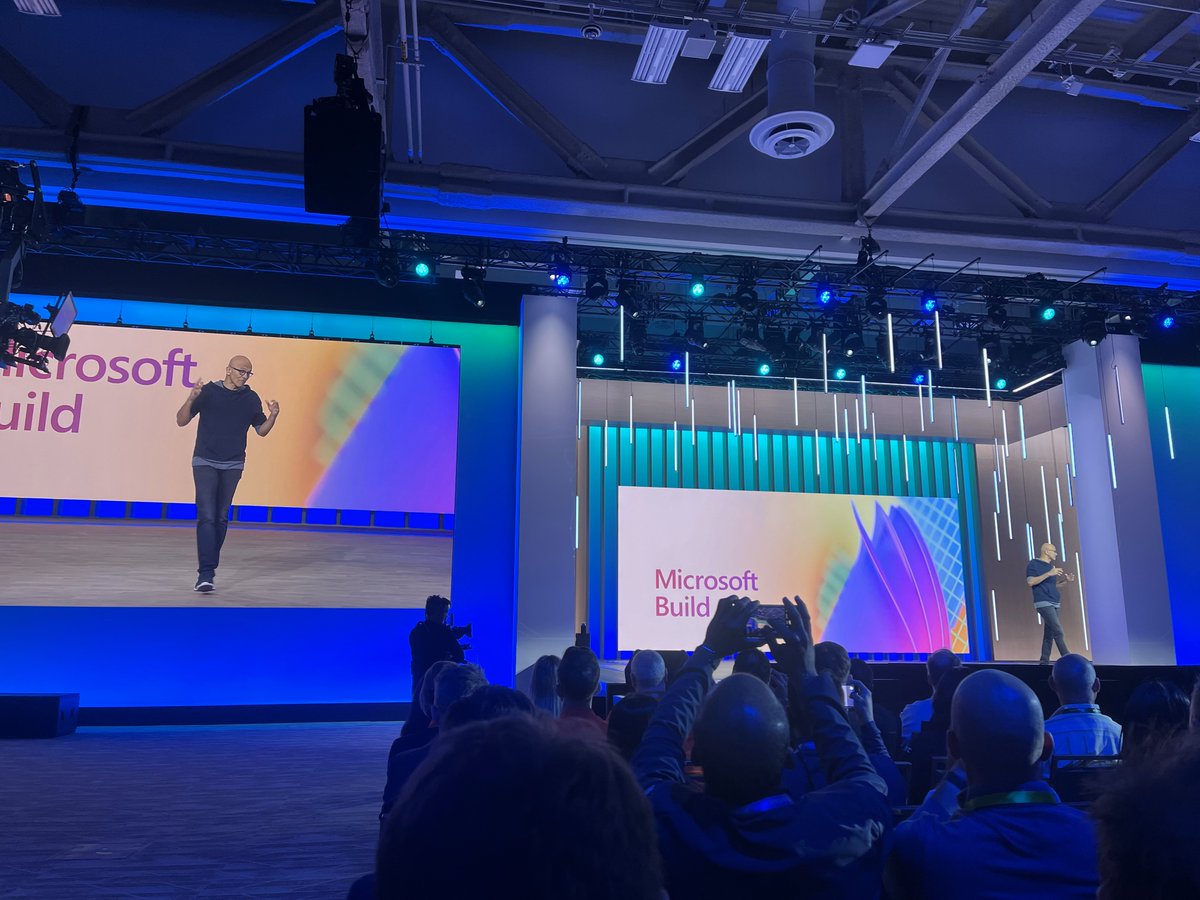 EasyTrack tweet media