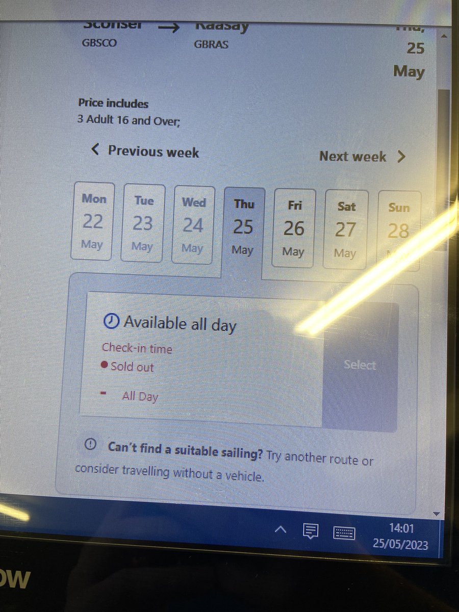 Davedaveydave's tweet image. Oi @CalMacFerries Can you get this sorted please. We're getting reports of visitors turning away from Raasay because they don't know they can buy tickets on the boat and the online system says the tickets are all sold out.