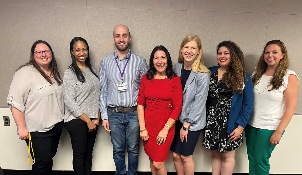 Great pic of the 2022-23 MAP class! Highly recommended mentorship program for all new Brody faculty @ECU_BSOM_FacDev @Alli_FlowersECU @ECUBrodySOM