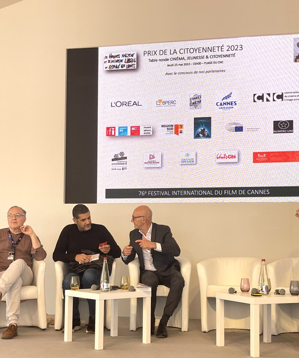 EmmaRacc's tweet photo. Remise des prix de la citoyenneté 2023
Table ronde jeunesse & citoyenneté
#Cannes2023 @LeCNC @villecannes @LOrealGroupe #NumeroUne https://t.co/E6RXGvq5YI