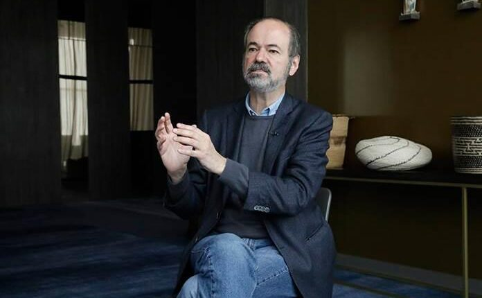 TrendingNews_1's tweet photo. Juan Villoro: El futuro que México esperaba “ha decepcionado mucho»  https://t.co/2Tn018Hs7o https://t.co/fDe4SvvAQm
