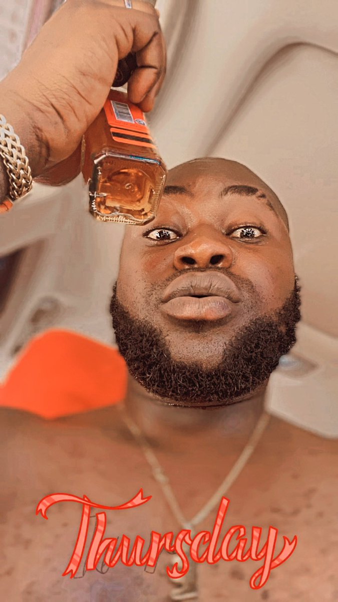 Horlaterrybanks's tweet photo. Don’t kill yourself oo 🧏‍♂️Na All of us Broke !! KI OLORUN SHANU GBOGBOWA NI Oooo🙏

#HAKUNAMATATA🙄🥃
#KINIUN 🦁 https://t.co/vQJT26ZjYF