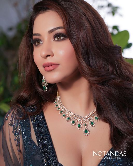 Fw-j0FqaAAAnLbU?format=jpg&name=small