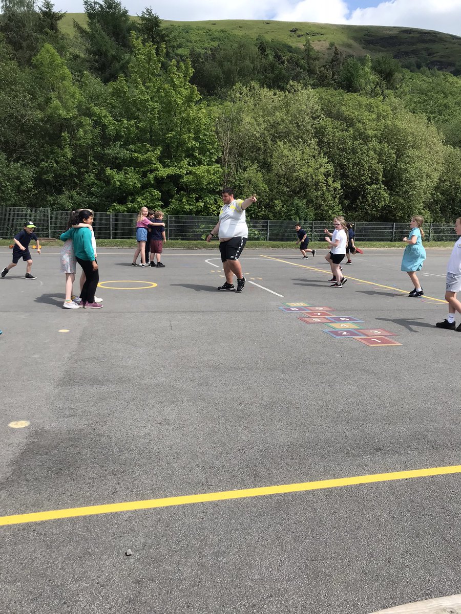 Dosbarth_7 (@ovpsmrshobbs) on Twitter photo Thank you Charlie and Ryan for our rugby skills session today. We loved it! <a href="/OgmoreP/">Ogmore Vale Primary</a> #article31 Thank you Charlie and Ryan for our rugby skills session today. We loved it! <a href="/OgmoreP/">Ogmore Vale Primary</a> #article31