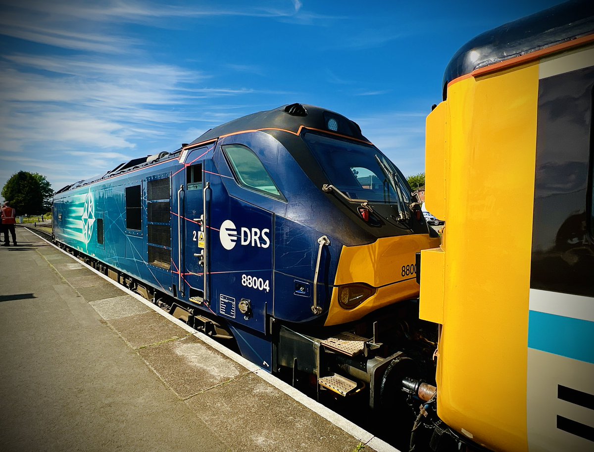 SydneyBridgeTMD's tweet image. More photos from @svrofficialsite Diesel Gala 21/5/23 📸 #Class88 #Class57 #Class17 #Class31 #HeritageRailway #RailwayPhotography