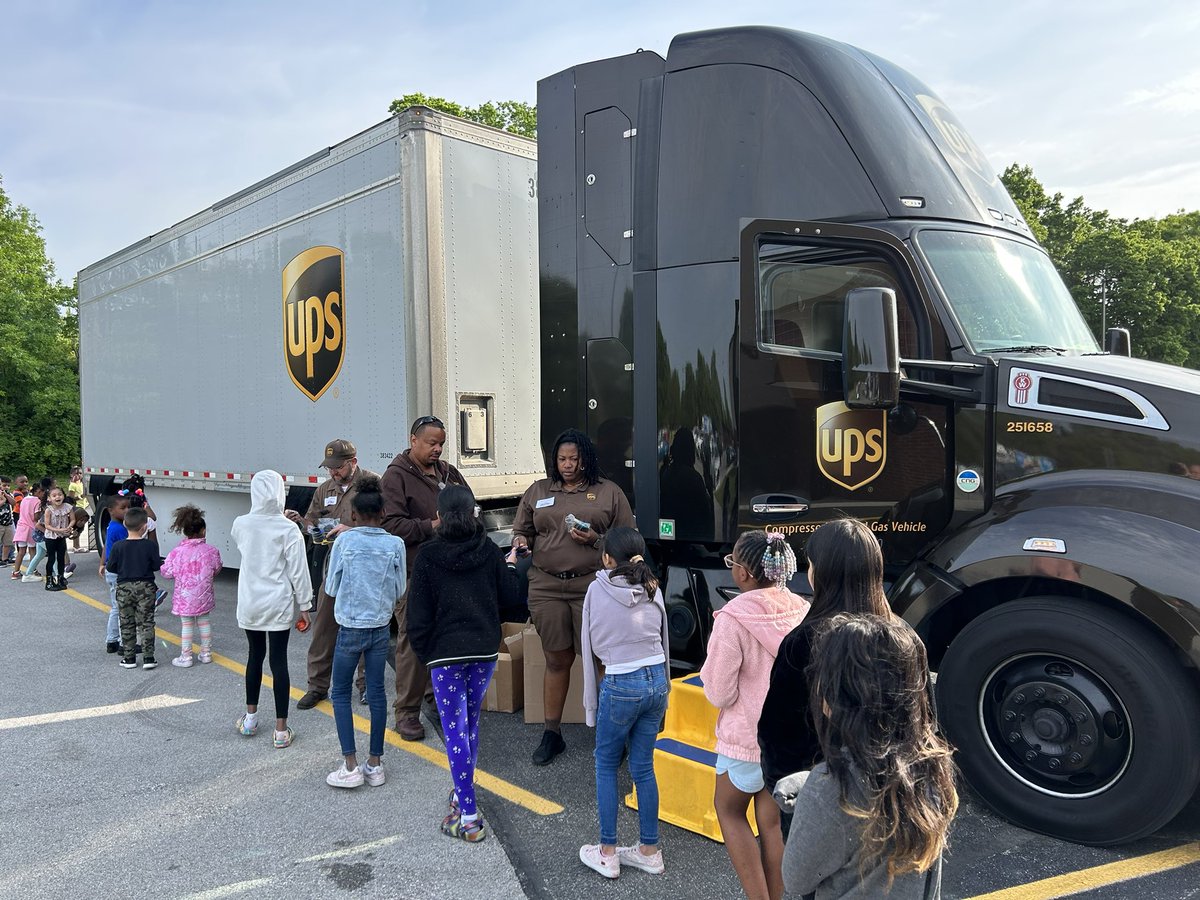 Westlake Elementary tweet media