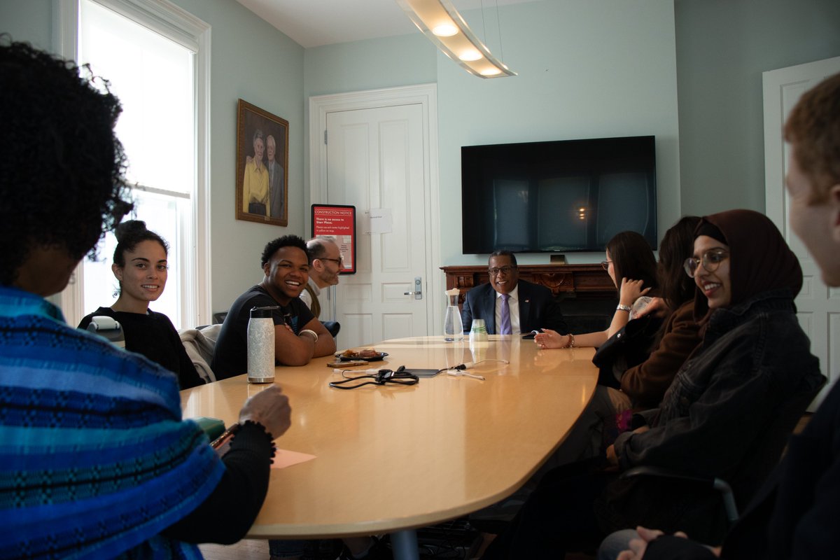 Last week, the CLACS community got the opportunity to meet with Providence-born Brian A. Nichols, Assistant Secretary of State for Western Hemisphere Affairs. 

With Nichols, students, staff, and faculty discussed current issues impacting Latin America and the Caribbean.