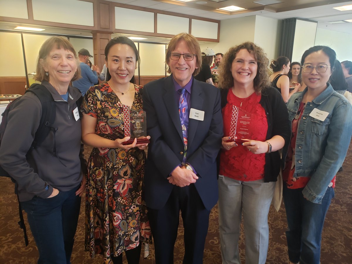 Associate Professor Janet Decker has won the Outstanding Staff Mentor/Advocate Award from @iu_cewit. Two of the other award winners are alumni of Instructional Systems Technology: Zihang Shao, who now works for IU East, and Carrie Hansel, who works for IUPUI.