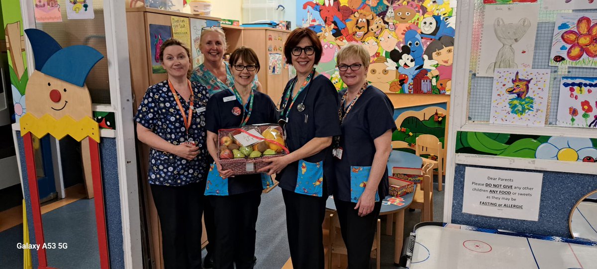 Congratulation and so proud of the 5th floors team 'Powerful paeds' on winning the prize for best motto in the steps to Health challenge. Well done ladies @hsesteps #HSEStepschallenge @HealthPromoOLOL @NursingOlol @OLOLMat_Unit