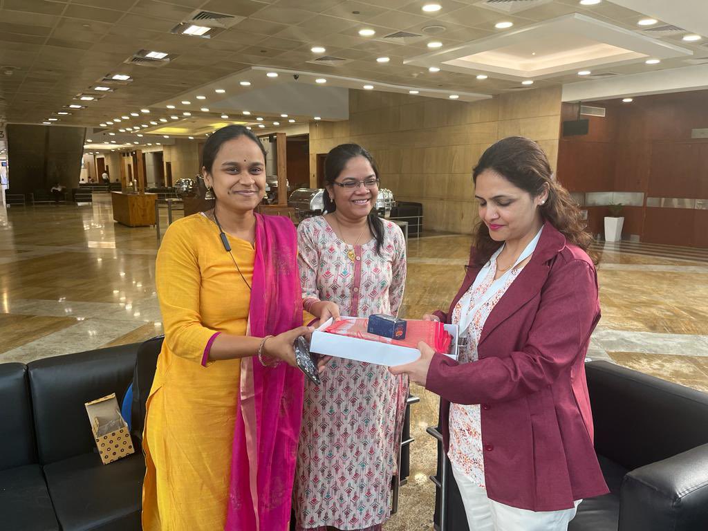 MicronSure's tweet photo. We met Ms. Pujan Dhungel ,Director at Nepal Insurance Authority. Thank you Ms. Pujan, for your time and an opportunity to share innovative ideas on Microinsurance business across the world. @saikamalakarp @NagarajuMengani #microinsurance #micronsure #inclusiveinsurance https://t.co/4S2TPyzlKw