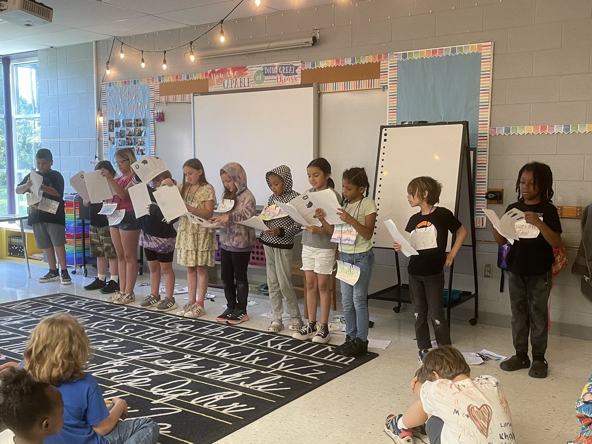 Third grade students finishing the year strong with a Reader’s Theater performance today!! <a href="/McGregor_SPS/">McGregor Elementary</a> <a href="/officialSPS/">Springfield Public Schools</a>