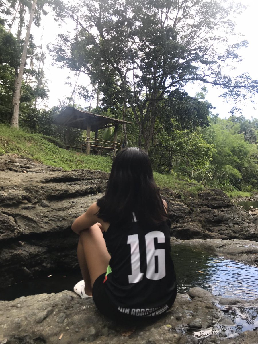 _ronelline's tweet photo. In awe of God's masterpiece 🍃 https://t.co/vJBDL1n7tk