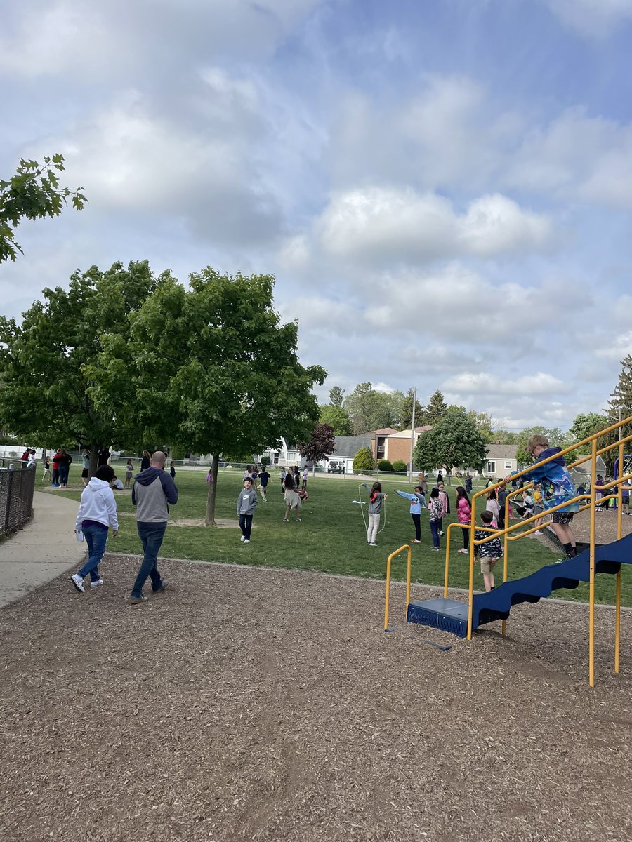 Fort Miami Elementary tweet media