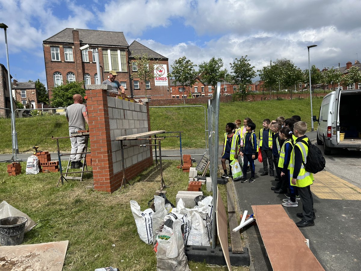 Mr Grogan tweet media