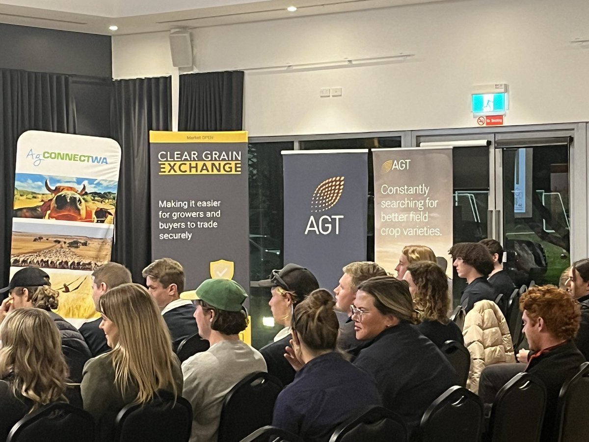 FloydS⚓🌾🤠🏉 tweet media