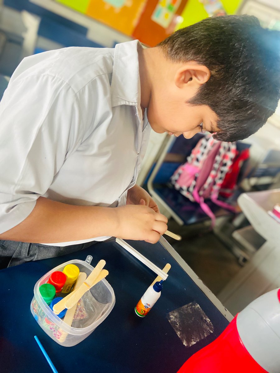 SbvRouse's tweet photo. “Play is the shortest route between children and their creative calling.” 
Aeroplane making activity through waste materials
#missionbuniyad
#fun https://t.co/002h8Tzg9t