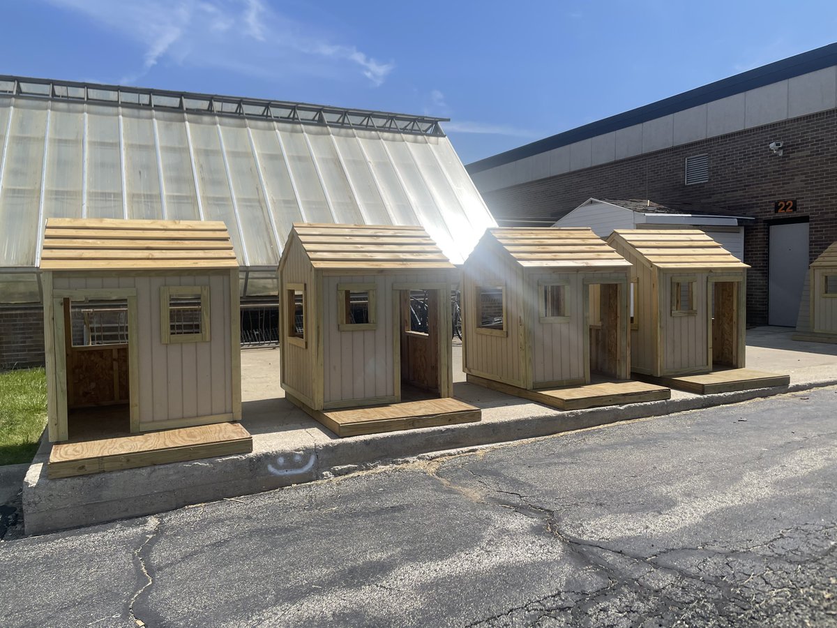 MCHSDistrict111's tweet image. Mr. Mike Groark's Intro to Building Construction class worked on a new children's playhouse project this spring. Our students are talented, aren't they? What's more, these were given away to MCHS families to enjoy with their kids. 🧡🔨🖤 #mchsproud