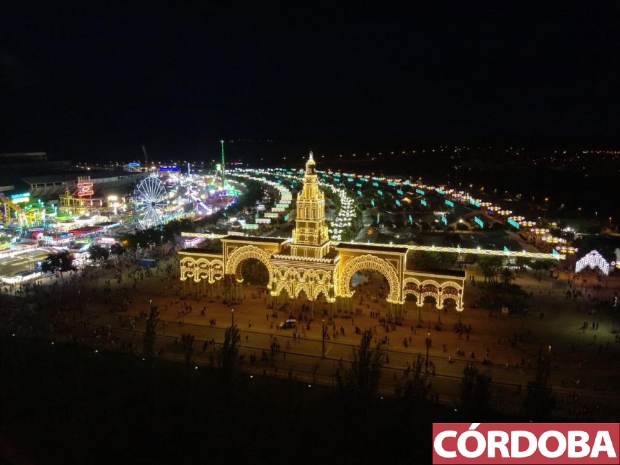 cordoba's tweet photo. 📸 Las espectaculares imágenes de la Feria de Córdoba desde el aire 👉 https://t.co/wC6YYJJEWN https://t.co/Qn5I83lYyk
