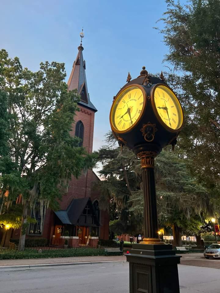 flyewn's tweet photo. No matter where you go next, when you fly into EWN, you’re home in minutes when you return. https://t.co/h838C8fPSq