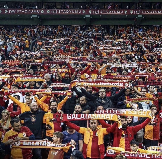 🔥 Socios araştırma şirketinin yaptığı ankette Türkiye’de en çok taraftarı olan kulüp %37.6 ile Galatasaray oldu.
