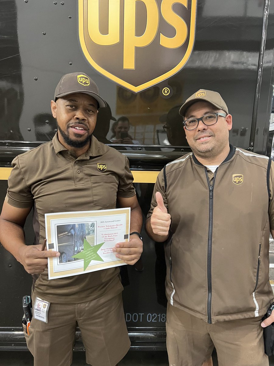 ArrowoodUps's tweet photo. These 3 guys made a commitment to improve their telematics back first exceptions and combined went from 17 events to 0! Better Telematics = Safer Driver!!!! Thank you Karradus Pettus, Steven Davis and Jason Chanthaboury!!! Way to go fellas!! #UPSafety https://t.co/EDQiPryGfX