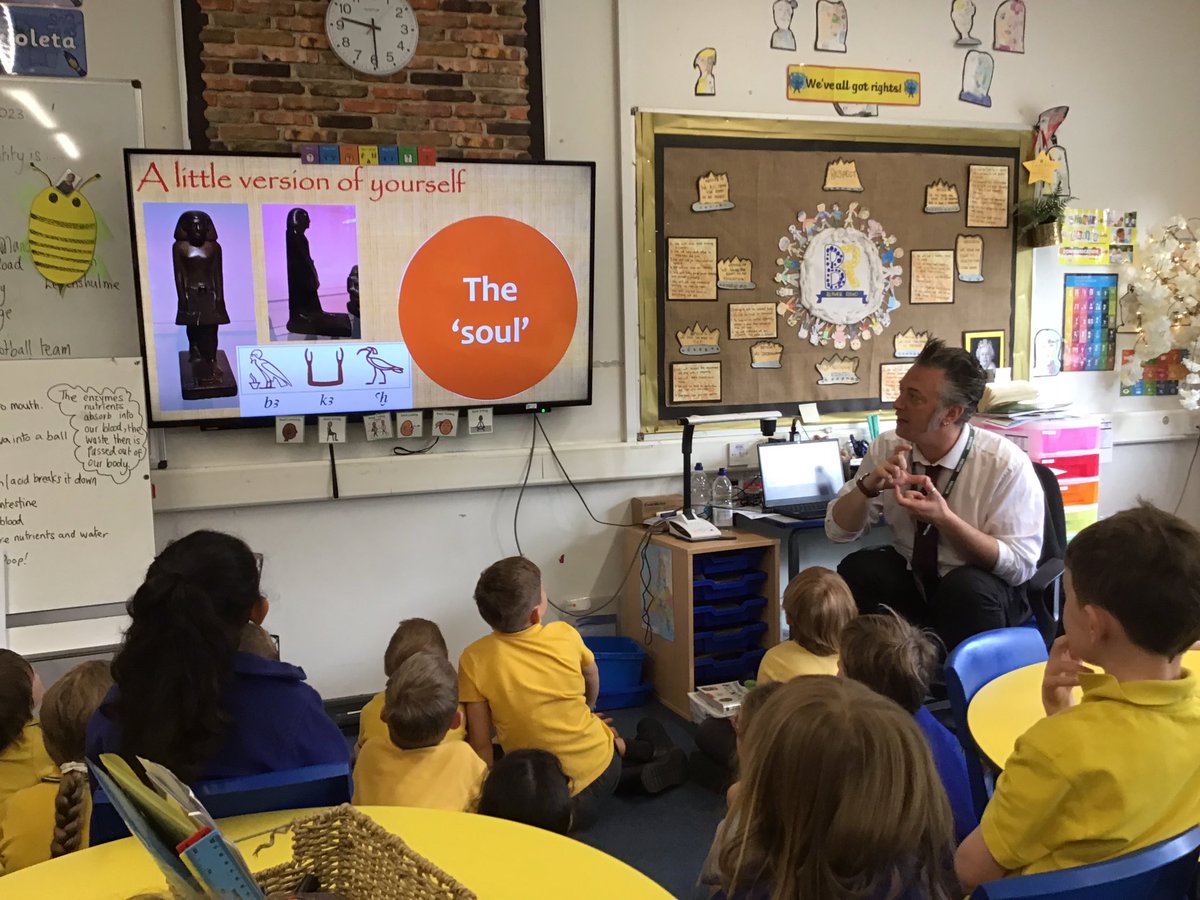 Beaver Road Primary School (@beaverroad_pri) on Twitter photo Year 3 have had a special History lesson with Mr Midgley from Parrs Wood High School. We really appreciate him sharing his knowledge and expertise with us. If you get a chance, visit the Golden Mummies exhibition at Manchester Museum museum.manchester.ac.uk/whats-on/goldeโฆ Year 3 have had a special History lesson with Mr Midgley from Parrs Wood High School. We really appreciate him sharing his knowledge and expertise with us. If you get a chance, visit the Golden Mummies exhibition at Manchester Museum museum.manchester.ac.uk/whats-on/goldeโฆ