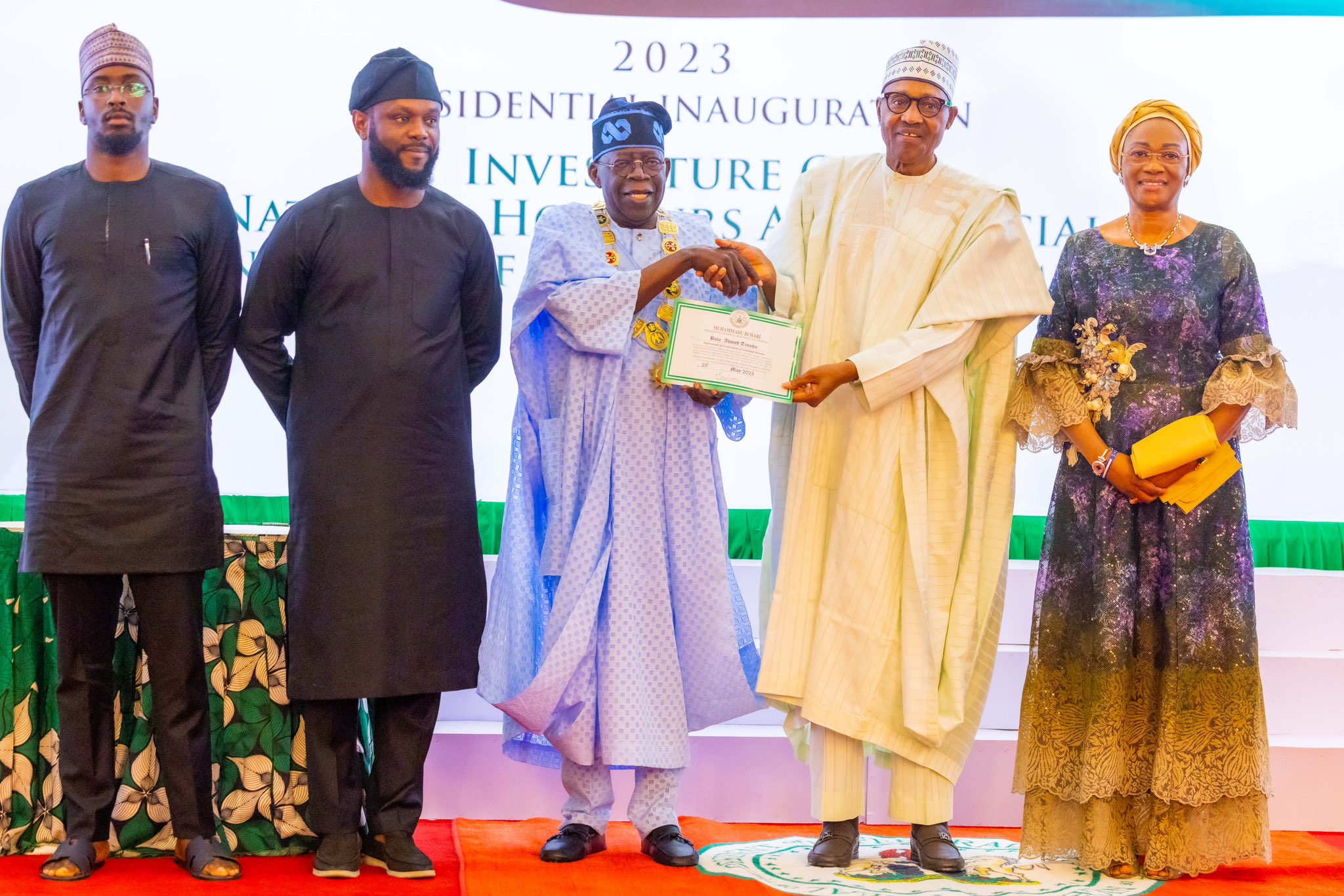 Fw-rrS9agAIbYhr?format=jpg&name=large President-Elect Bola Tinubu Officially Handed Baton Of Service (Photo)