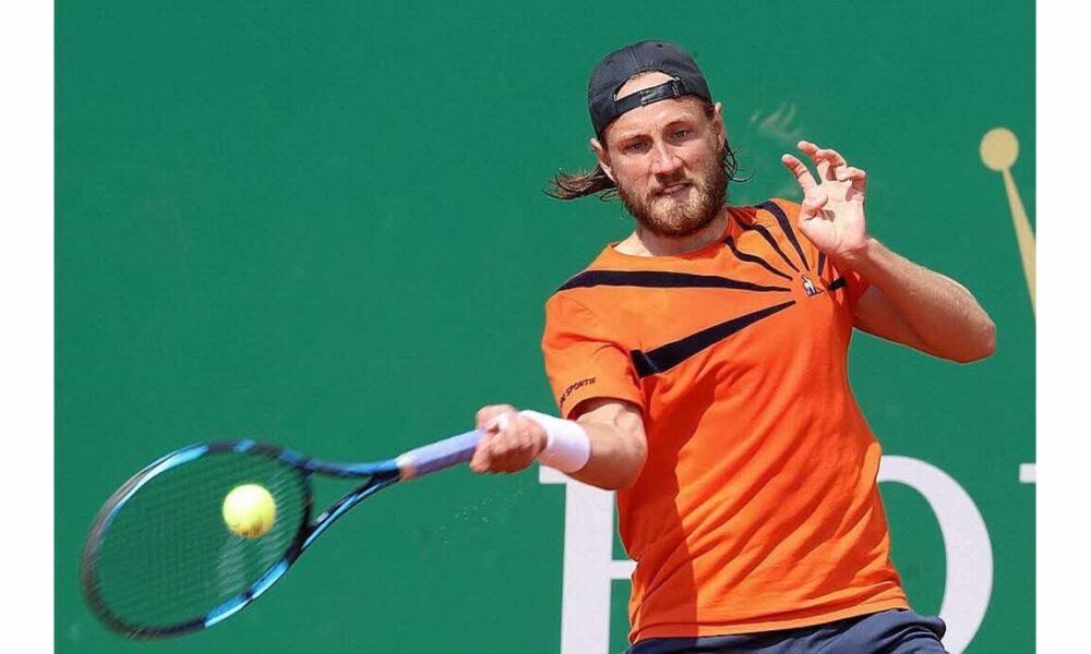 FredVerdier's tweet photo. Tout de suite live sur ⁦@PVSportFR⁩ le match de ⁦@la_pouille⁩ vs #rodionov sur le chaudron du #court14 ⁦@rolandgarros⁩ pour s’offrir un ticket pour le grand tableau de #RG23 #RGsurPrime https://t.co/saPumsCCoc