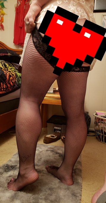 I have a small goal to reach today! All you tippers cum slide into my dms and see how we can help each<a href="/tag/bigdick"class="tags"><span>#bigdick</span></a><a href="/tag/nsfw"class="tags"><span>#nsfw</span></a><a href="/tag/bigtits"class="tags"><span>#bigtits</span></a><a href="/tag/blowjob"class="tags"><span>#blowjob</span></a><a href="/tag/contentcreators"class="tags"><span>#contentcreators</span></a>