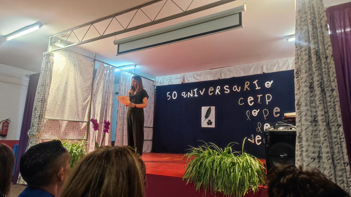 Nuestro concejal <a href="/AntonioPerezCS/">Antonio Pérez</a> ha estado presente en el 50 aniversario del CEIP Lope de Vega de la localidad de Armunia.

¡Enhorabuena!