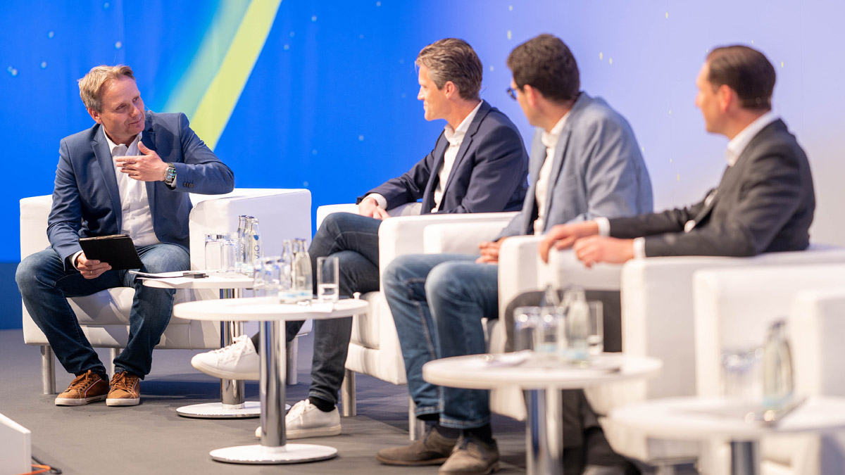 aconiumGmbH's tweet photo. Welche Strategie ist die richtige für den #Gigabitausbau in Deutschland?
Das war das Thema im Panel auf dem #Kommunaltag der @ANGA_COM: „Investoren, Betreibermodelle, Wholesale Only – welche Strategie ist die richtige?“
@Meridiam #Glasfaserplus #Cham #Lörrach https://t.co/QI5AL90GfC