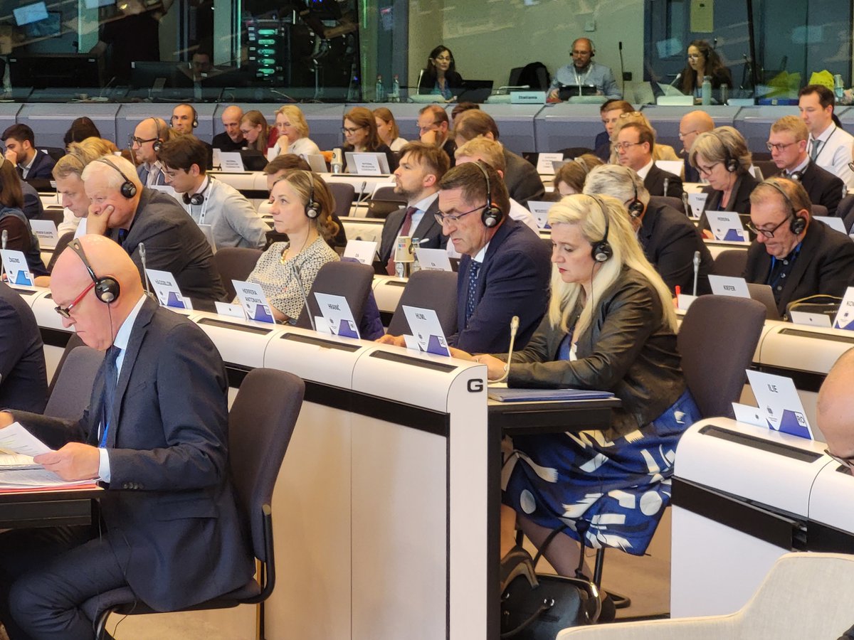 MelanieHuml's tweet image. Einsatz für starke Regionen in #Europa: für noch bessere Fördermöglichkeiten und einfachere Antragstellungen. Mit Experten aus der Heimat und der #EU diskutierten wir in den Räumlichkeiten der Bayerischen Vertretung in #Brüssel intensiv die Kommunalabwasser-Richtlinie #probayern