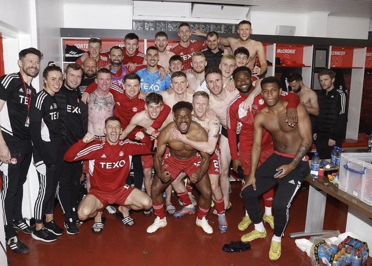 LeightonC20's tweet photo. When they all wrote us off …. Proud of this team❤️ https://t.co/qISBGu7mWq