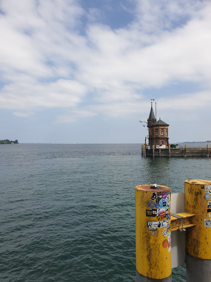 Monarose86's tweet photo. Hi,wünsche euch schöne Pfingstfeiertage und lasst es euch allen gut gehen und schöne Grüße vom #Bodesee aus #Konstanz 🤗😉!! https://t.co/KtTJejEPoQ