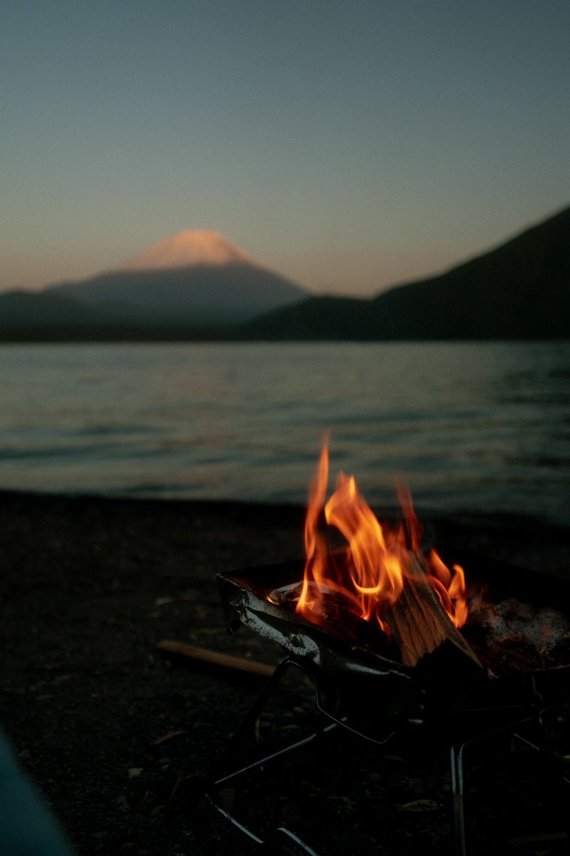 朝目覚めて富士山あると気持ちがいい。
キャンプの魅力なんだねー！
#富士山 #キャンプ