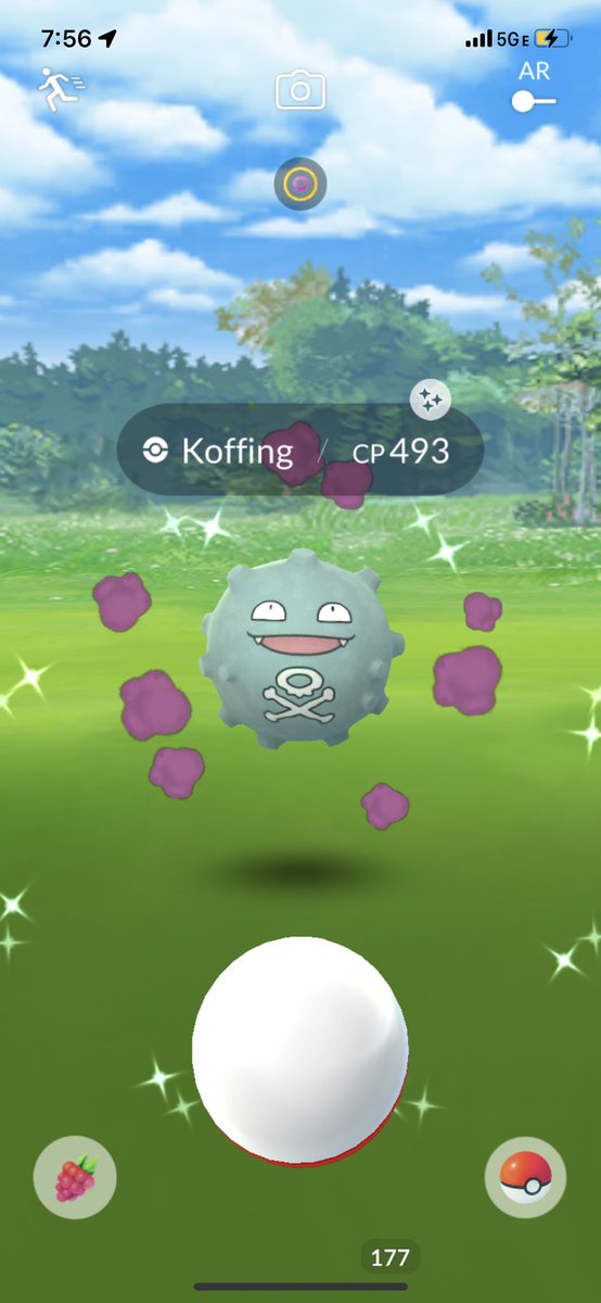 Ktee_baybee's tweet photo. First #ShinyPokemon of thee event!! #ShinyKoffing 🥹😍🥰✨✨
#PokemonGo #PokemonGoApp #PokemonGoMom https://t.co/gjn1Q7b9Yi