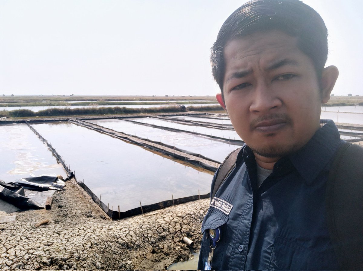 reza_doc's tweet photo. Kamis (25/5) Reza Kurniawan PPB Kab Pati. kegiatan monitoring persiapan produksi garam di tahun 2023 dan monitoring harga garam yg mencapai 5700/kg di Ds.Genengmulyo Kec.juwana Kabupaten Pati
#luhlapor #GiatLuhkanSatminkalTegal @PKBLU_bp3tegal @puslatluhkp https://t.co/As3VOaBToq