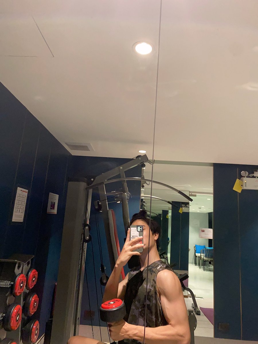 Jarukit Meemanee tweet media