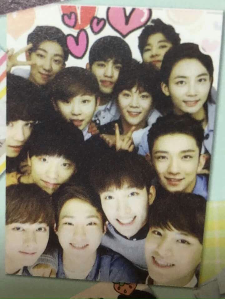 waveyhao's tweet photo. This 2015 sebongs have no idea how much comfort they will give to their carats, your existence saved me from this cruel world. 

Happy 8th anniversary my forever solace <3 I'm always rooting for you. Same time, next year? 

#팀세븐틴_보고올랐지_8주년까지
#SEVENTEEN_To_8finity https://t.co/s1vtDsoLpw