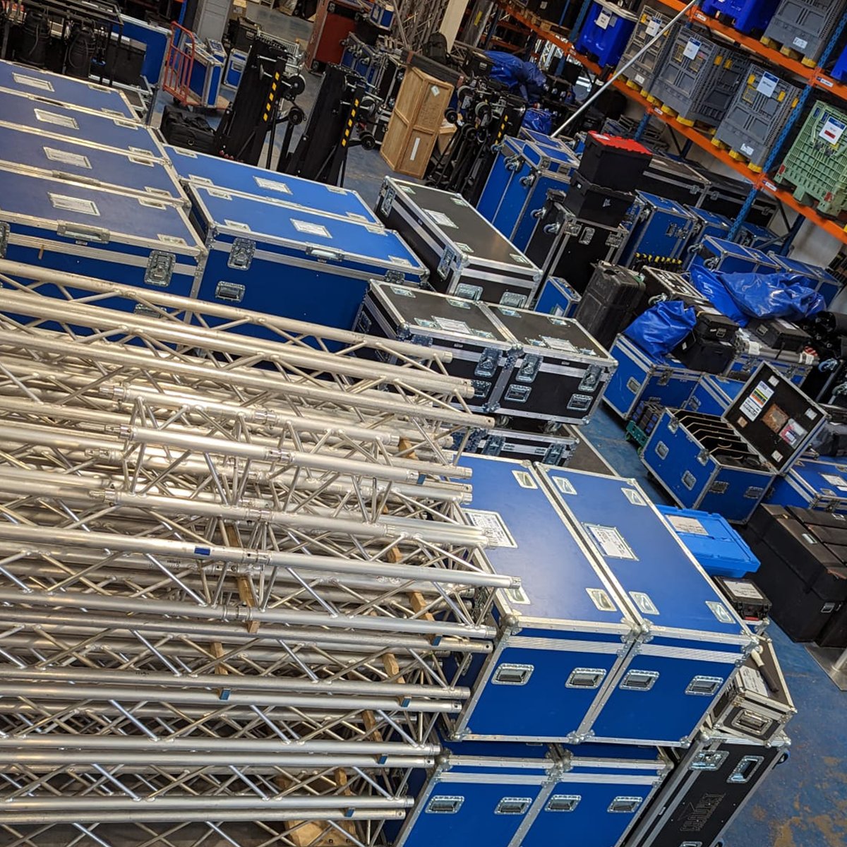 EnlightenedLx's tweet photo. What a week!
Over 170hrs of equipment prep completed, dispatching over 17,500 items. Did someone ask if we were busy?
#enlx #eventtechs #hire #eventproduction #liveevents #festivalseason https://t.co/P7r5a2vbjC