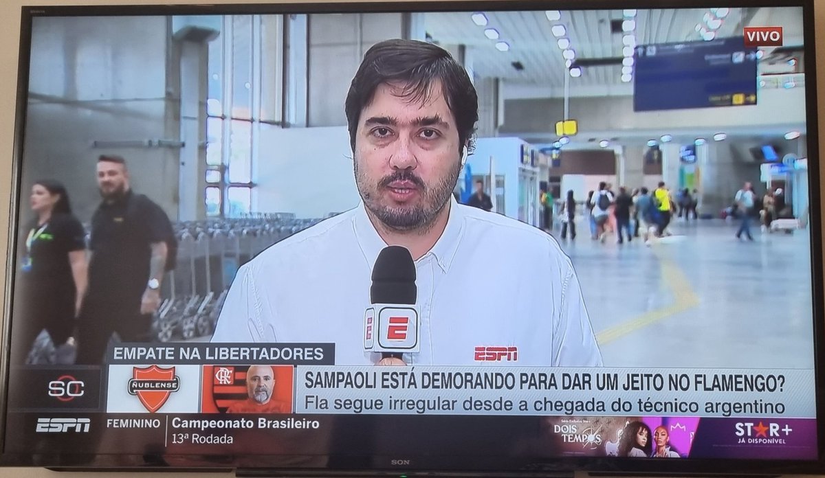 vffassis's tweet image. Podia aparar a barba, sobrancelhas... Aparência, desleixada. Só acho.
@ESPNBrasil