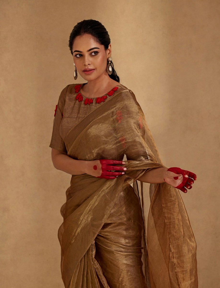 Actress Bindu Madhavi latest photoshoot pic 💖

#VisualDrops #actress #bindumadhavi @thebindumadhavi #photoshoot