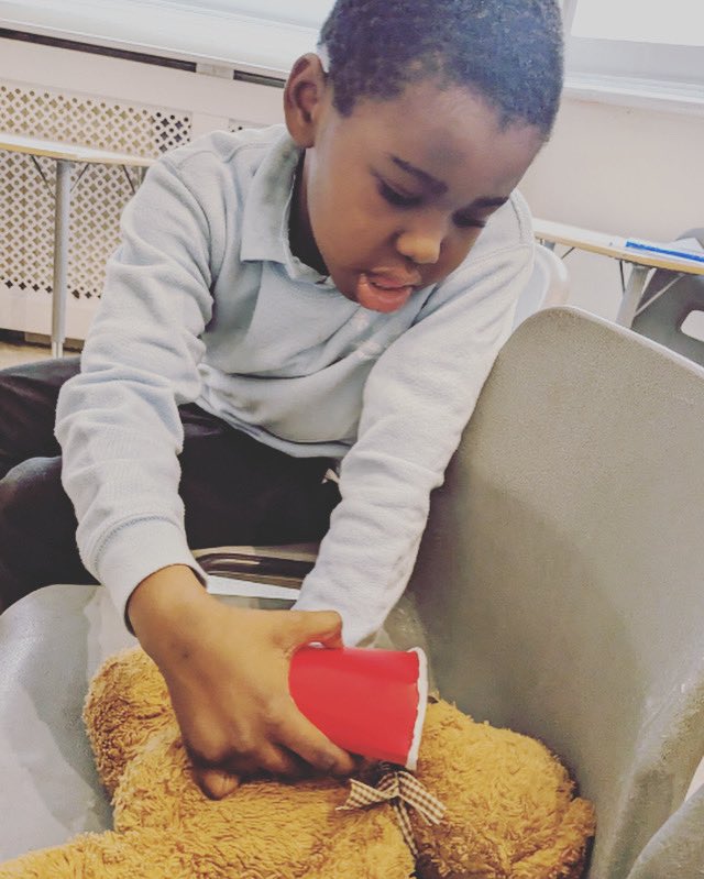 Snowflake School (@schoolsnowflake) on Twitter photo Snowflake #speechtherapy topic two: Symbolic play. Here one of our primary pupils is learning to understand verbs. 'What's teddy doing? Teddy is drinking.' #slt #autism #languagedevelopment #communication #speech #colourfulsemantics #verbs <a href="/Persia_FDN/">Persia Ed Foundation</a> Snowflake #speechtherapy topic two: Symbolic play. Here one of our primary pupils is learning to understand verbs. 'What's teddy doing? Teddy is drinking.' #slt #autism #languagedevelopment #communication #speech #colourfulsemantics #verbs <a href="/Persia_FDN/">Persia Ed Foundation</a>
