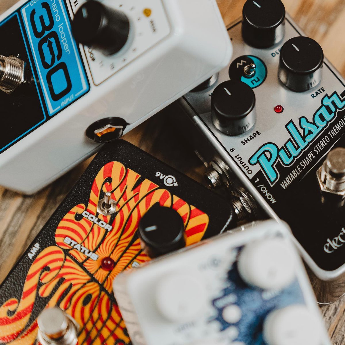 Pedal pile-on from our friends at @tomleemusic in Vancouver, BC

#ehx #guitarpedals #guitargear #guitareffects #electroharmonix