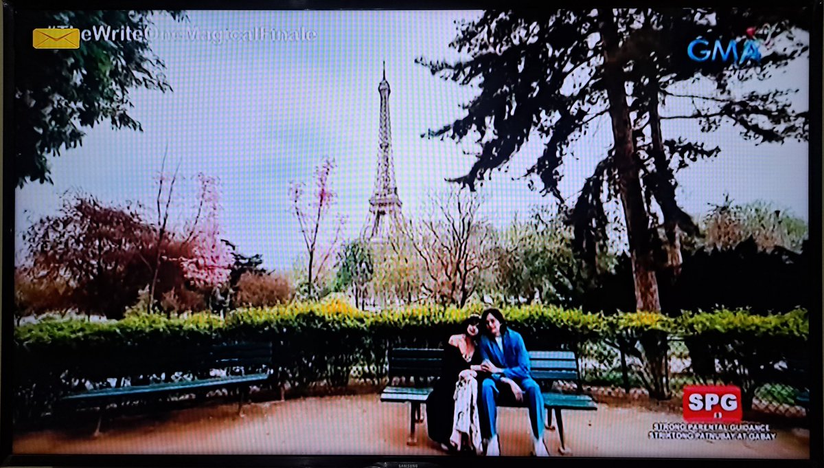 itsmelendel's tweet photo. It's like a fairytale! Such a unique story! I super love this show. Great finale!
Congrats @GMA_PA @Viu_PH @gmanetwork . And ofcourse, to my brother and sister in faith - @Rurumadrid8 @bianxxxxxa - you both did an amazing job. Bravo! Love you both!
#TheWriteOneMagicalFinale https://t.co/RR0gU0L434