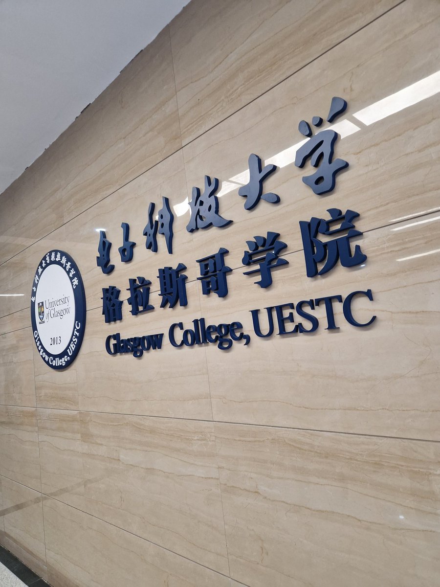 LMohjazi's tweet image. After almost three years of wait, we finally travelled to China and met our lovely students at @CollegeUestc Chengdu! What a great and unforgettable experience!
#transnationaleducation #finalyearprojects